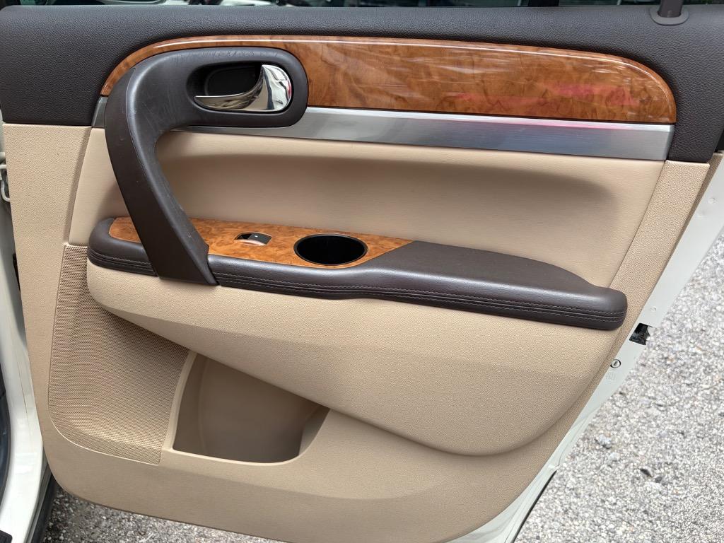 2008 Buick Enclave CXL - Photo 13