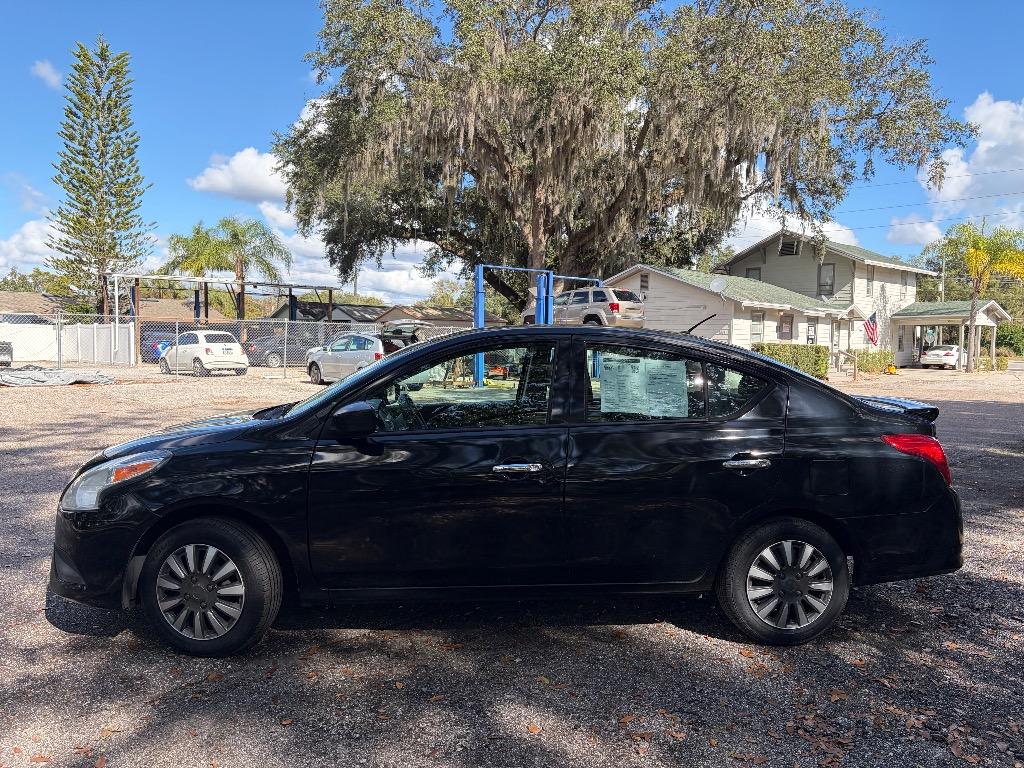 2017 Nissan Versa Sedan SV