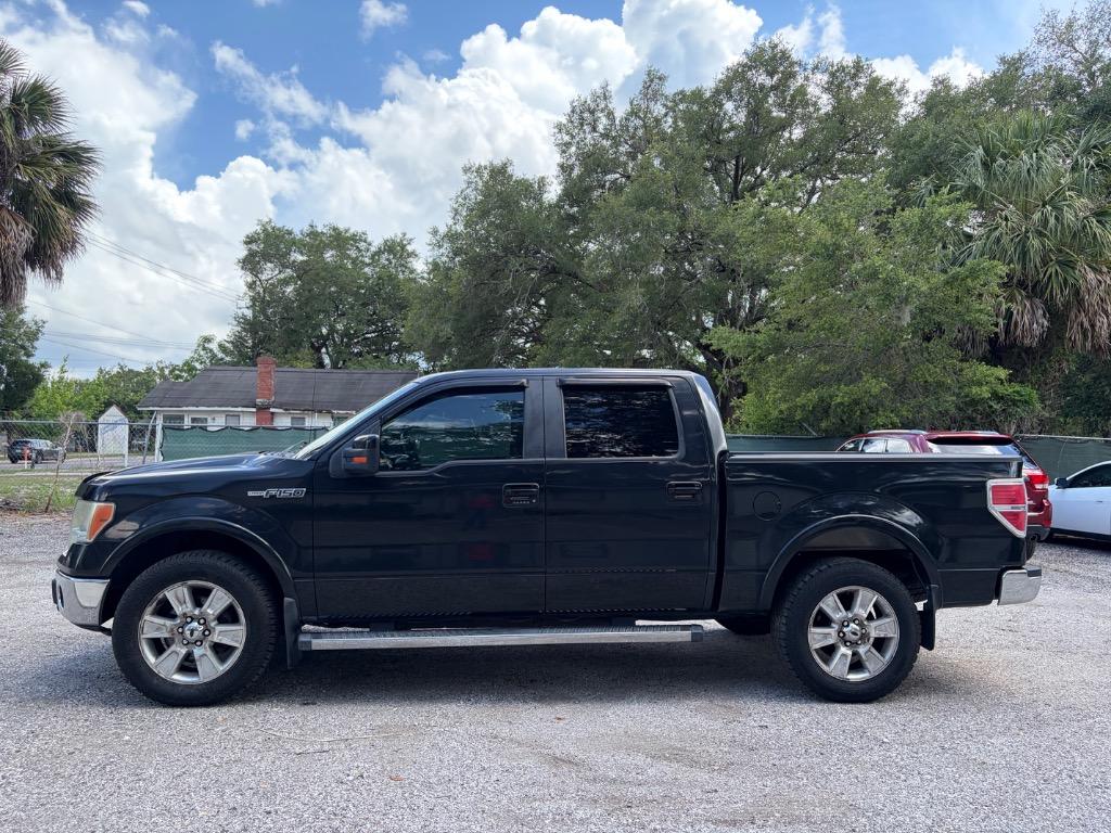 2013 Ford F-150 Lariat SuperCrew 145-in's photo